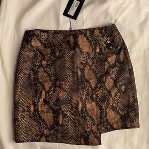 PLT snake skirt NEW